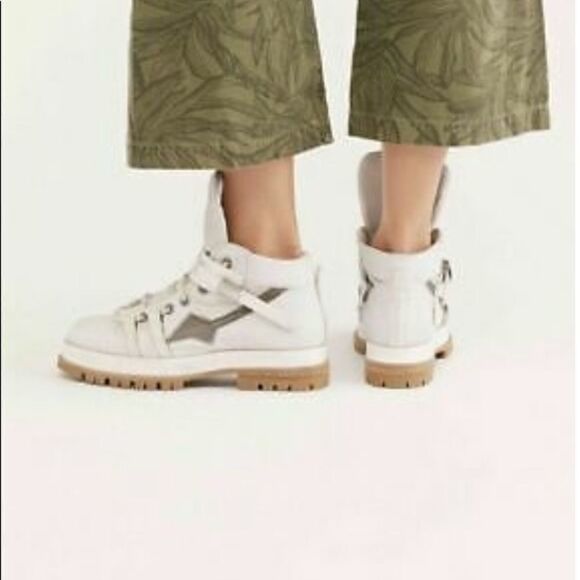 A.S. 98 Bruce White Leather Hiker - Picture 2 of 8